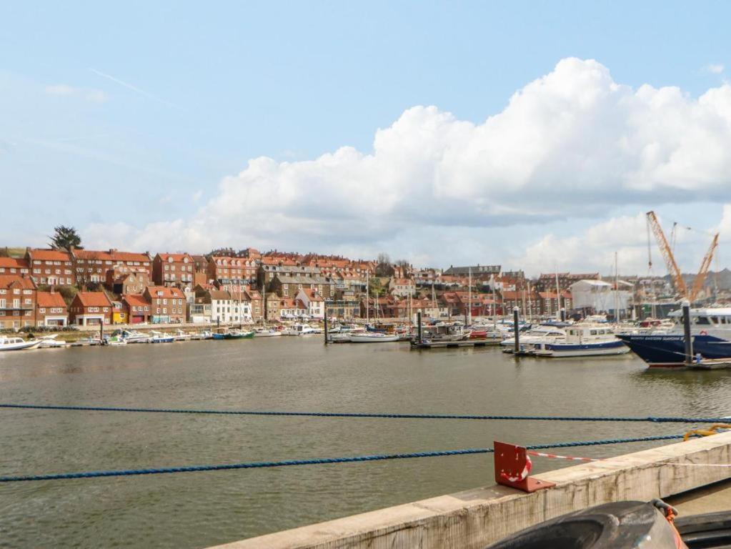 Old Town View Apartamento Whitby Exterior foto